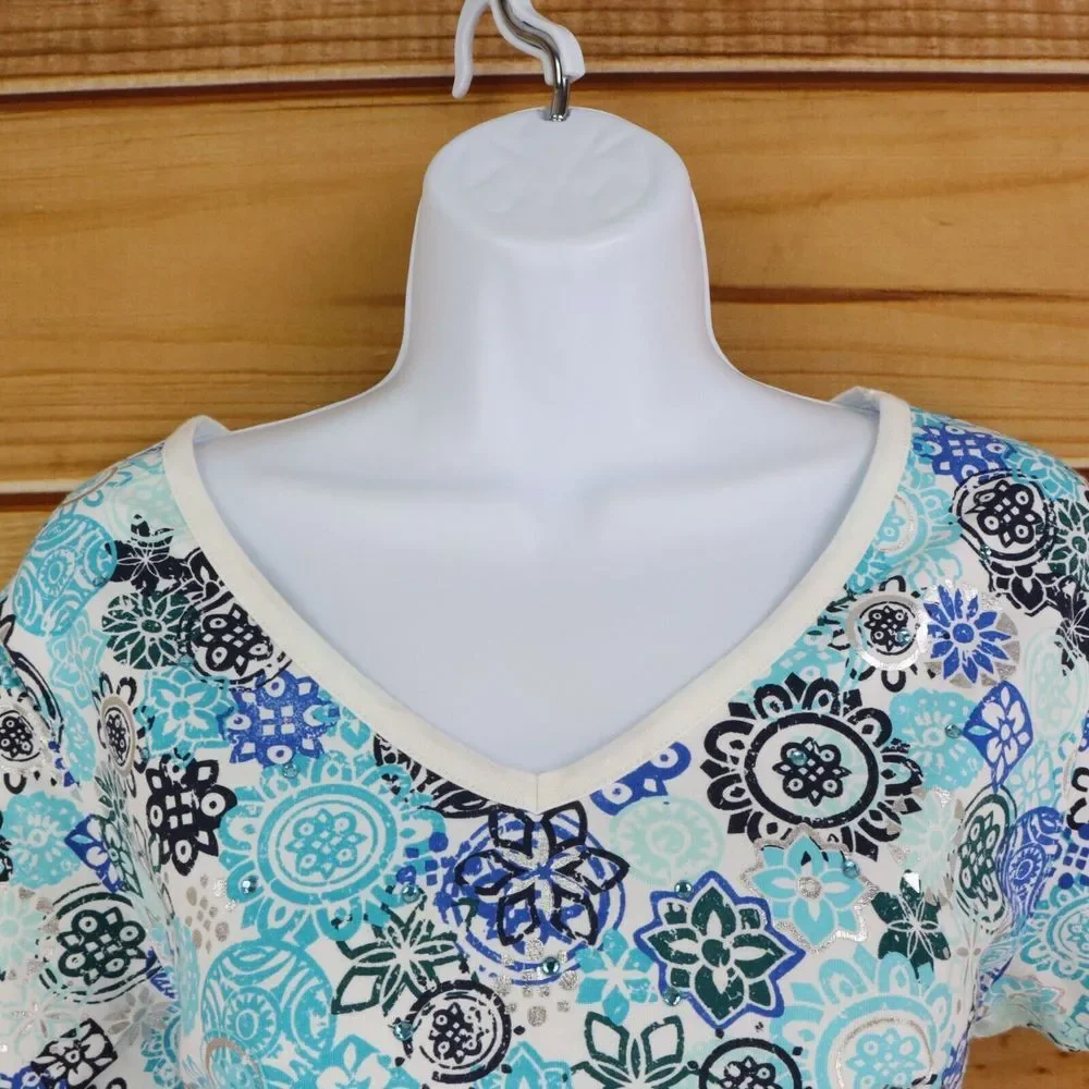 Studio Works Short Sleeve Shirt Womens Sz 1X White Blue Floral Cotton V-Neck NEW - Picture 4 of 8